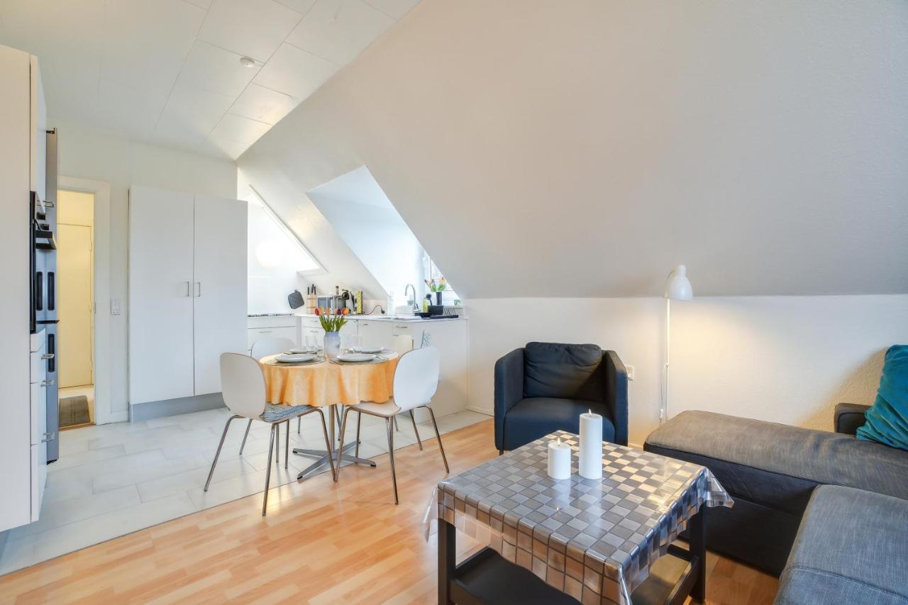 Lovely Top Floor Apart Copenhagen Near Airport, Metro And The Beach Exterior photo
